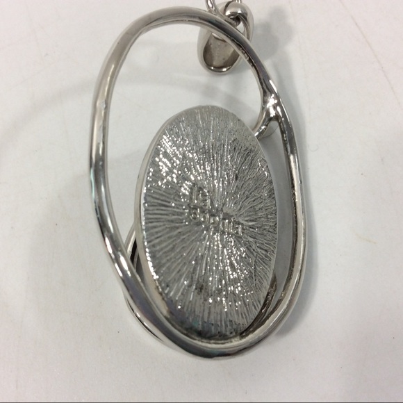 Lia Sophia Abracadabra Pendant Black Teardrop Stone Inside Silver Tone Swirl - Picture 3 of 4